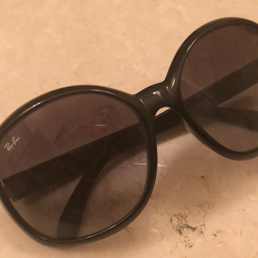 RAY BANS SUNGLASSES